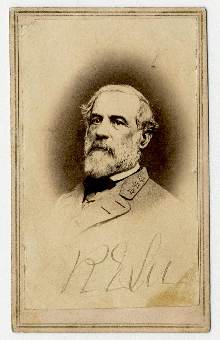 Robert E. Lee Signed Cdv, Unusual Vannerson & Jones: Robert E. Lee Signed Cdv, Unusual Vannerson & Jones A Vannerson & Jones carte de visite depicting Confederate General Robert E. Lee (1807-1870), ca. 1864, signed by him as "RE Lee" along the b