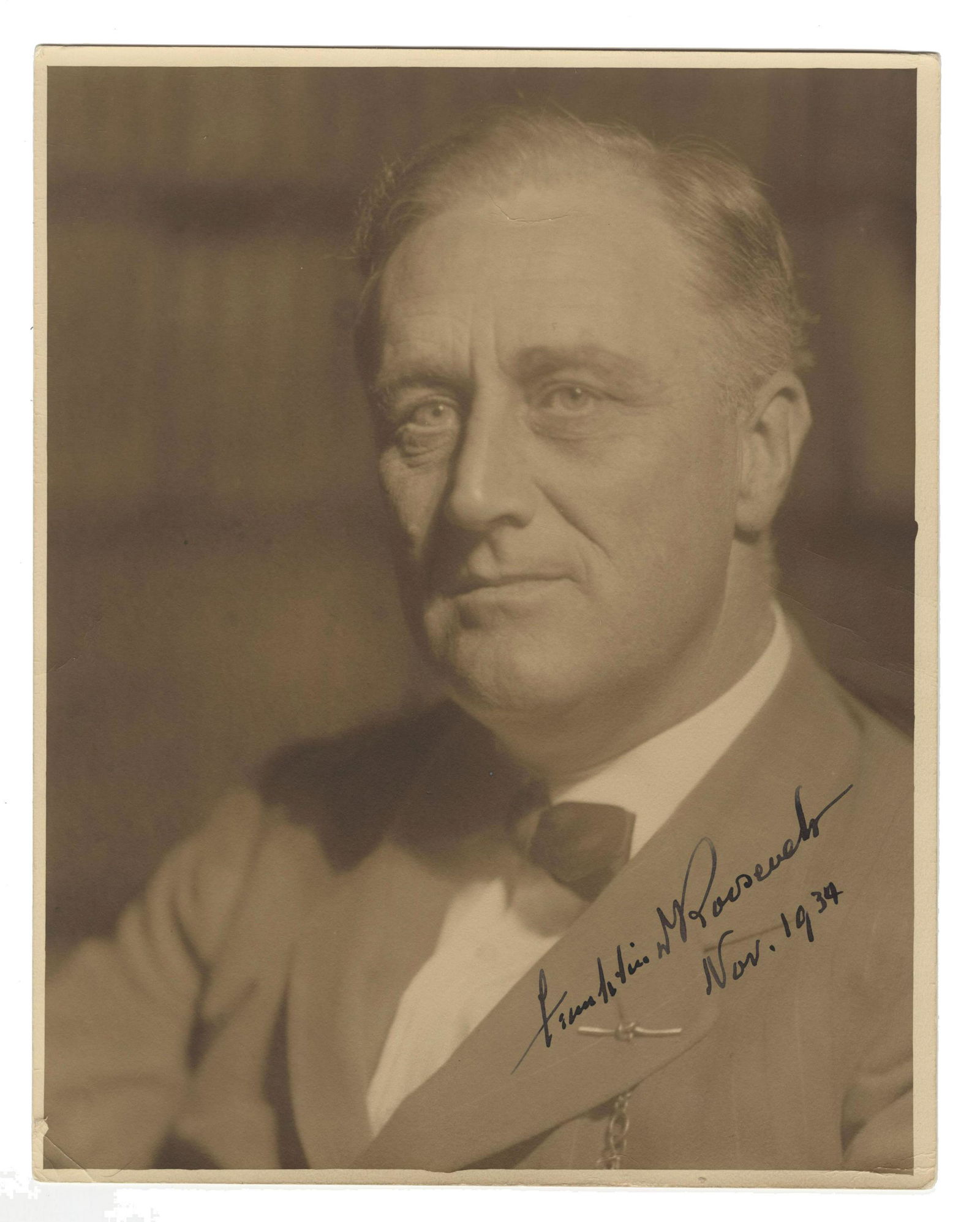 Franklin Roosevelt Superb Large Signed Photograph (1 of 2)