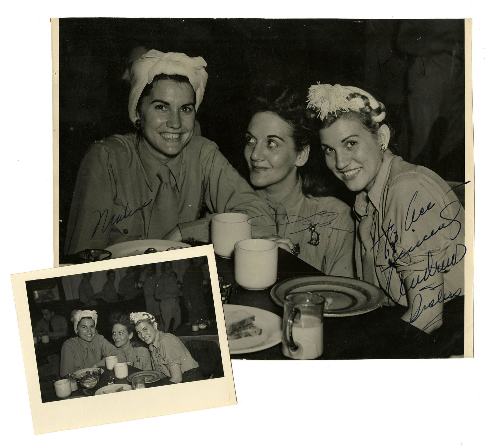WWII Andrews Sisters Signed Photo (1 of 6)