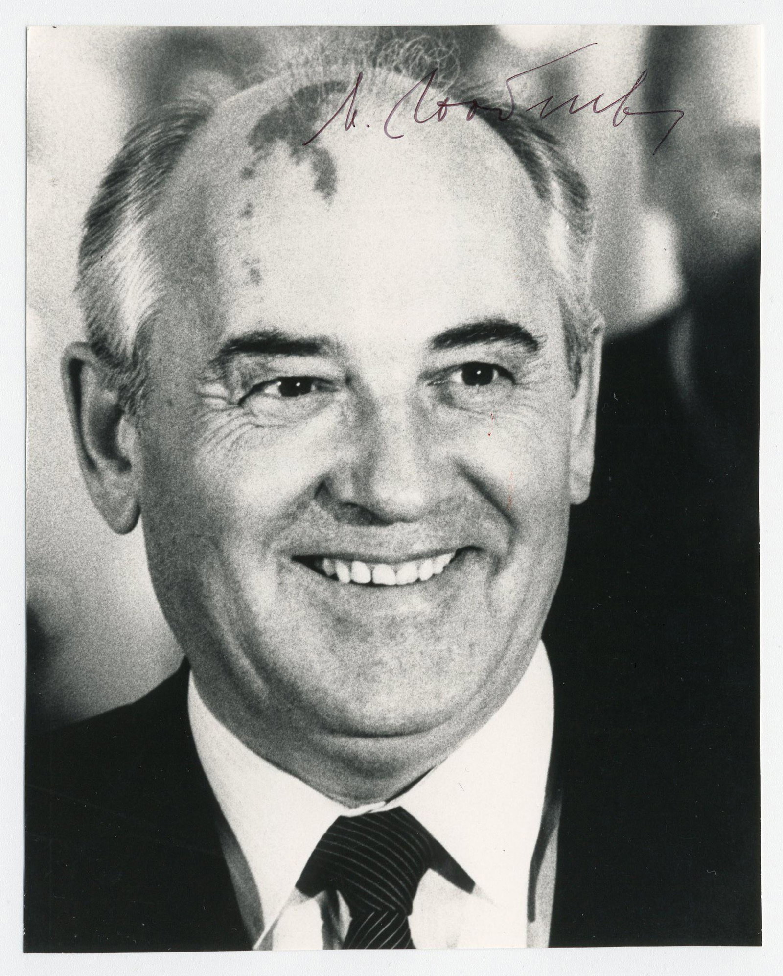 Mikhail Gorbachev Signed German Press Photo, Ca. 1987 (1 of 4)