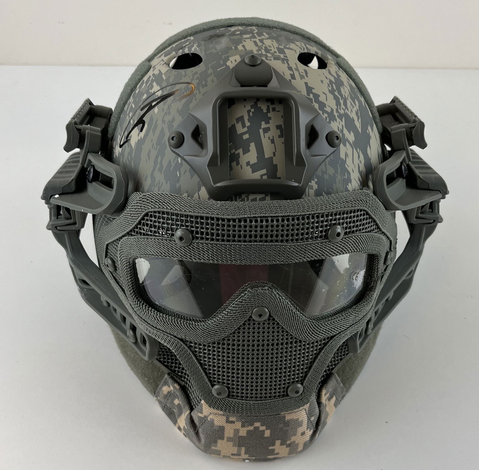 U.S. Navy SEAL Robert O'Neill Signed "Storm Gray" Tactical Helmet PSA/DNA (1 of 4)