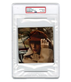 Taylor Swift Signed "Red (Taylor's Version)" CD Insert, PSA Slabbed