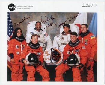 Chawla & 4 of 5 STS-87 "Columbia" Crew Members Signed Official NASA Photo, With Zarelli LOA