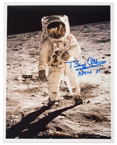 Buzz Aldrin Boldly Signed Photo, Apollo 11 Lunar Landing, Fine!