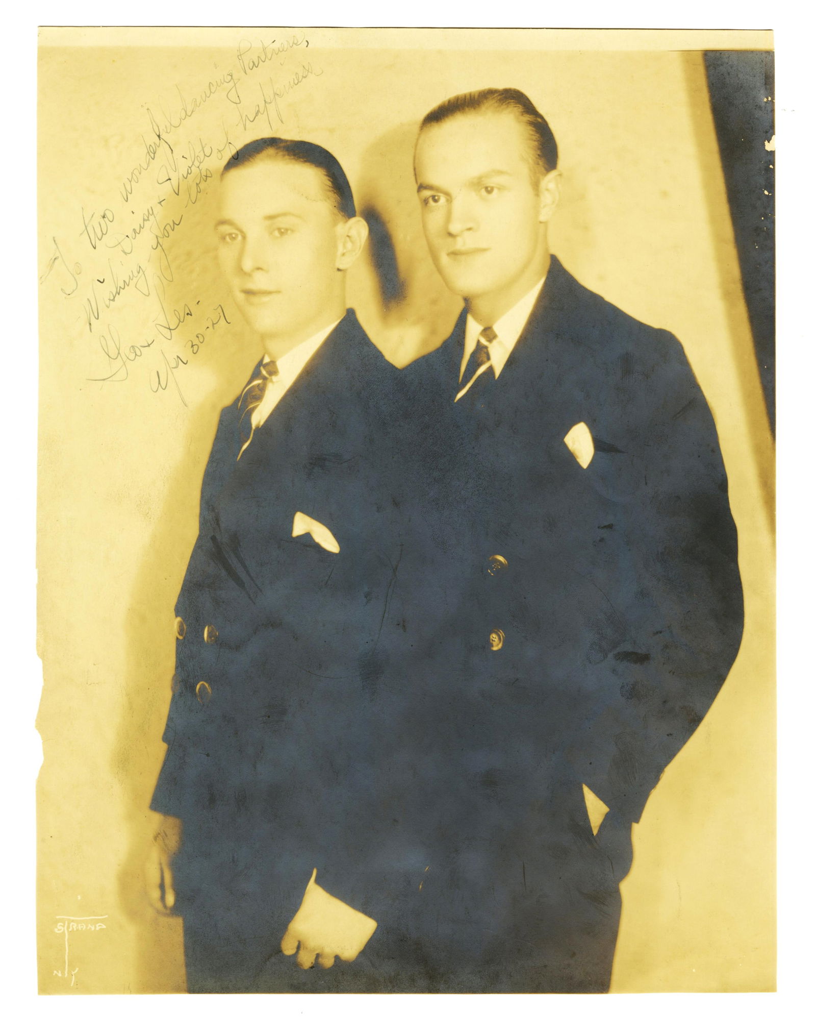 Bob Hope Early Signed Photo as "Les" to Conjoined Twins Daisy & Violet Hilton (1 of 3)