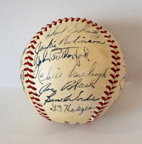 Nice Jackie Robinson & 1952 Brooklyn Dodgers Team Signed Baseball ft. Campanella, Hodges, and More!