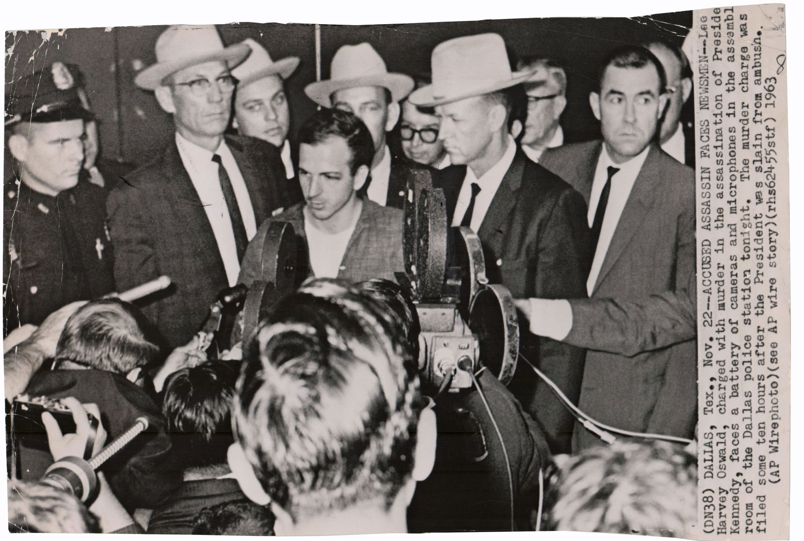 L.H. Oswald Oversized Nov. 24, 1963 Press Photo of Captured Assassin! PSA Certified. (1 of 4)