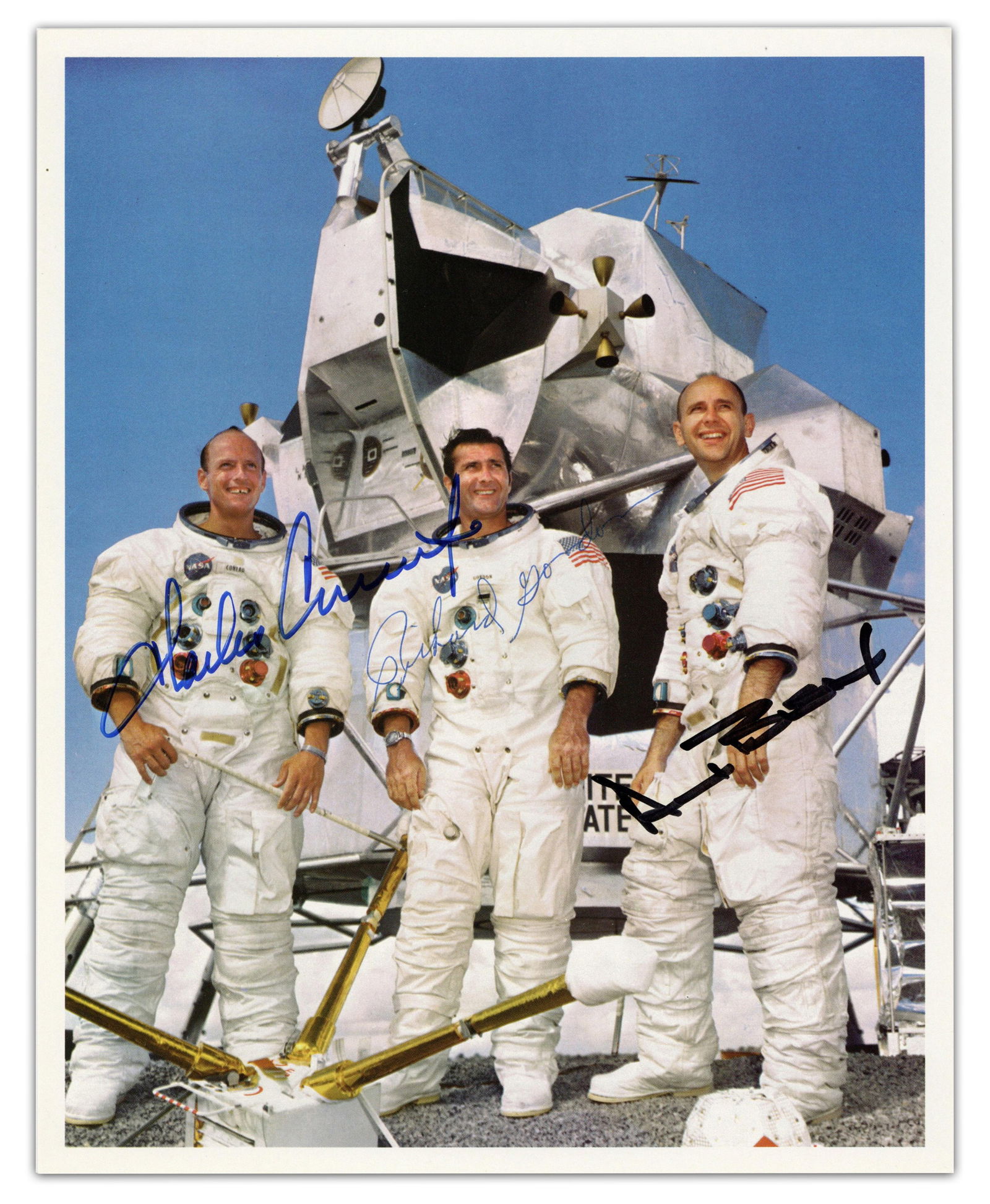 Apollo 12 Full Crew Signed Color Photo, Pre-Cert Zarelli (1 of 4)