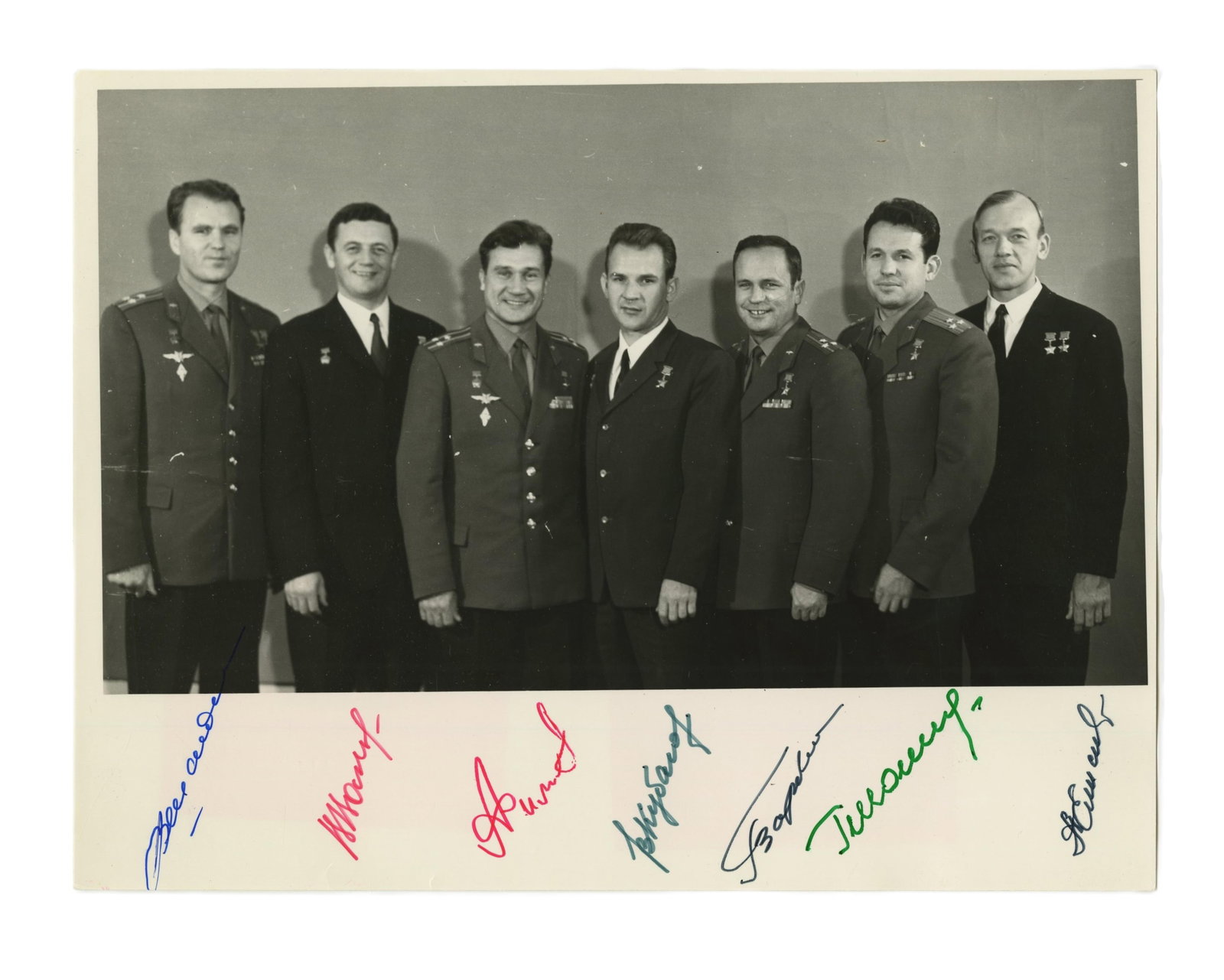 Soyuz 6, 7, 8 Crew Members Signed Award Ceremony Photo, Pre-Certified by Zarelli (1 of 3)