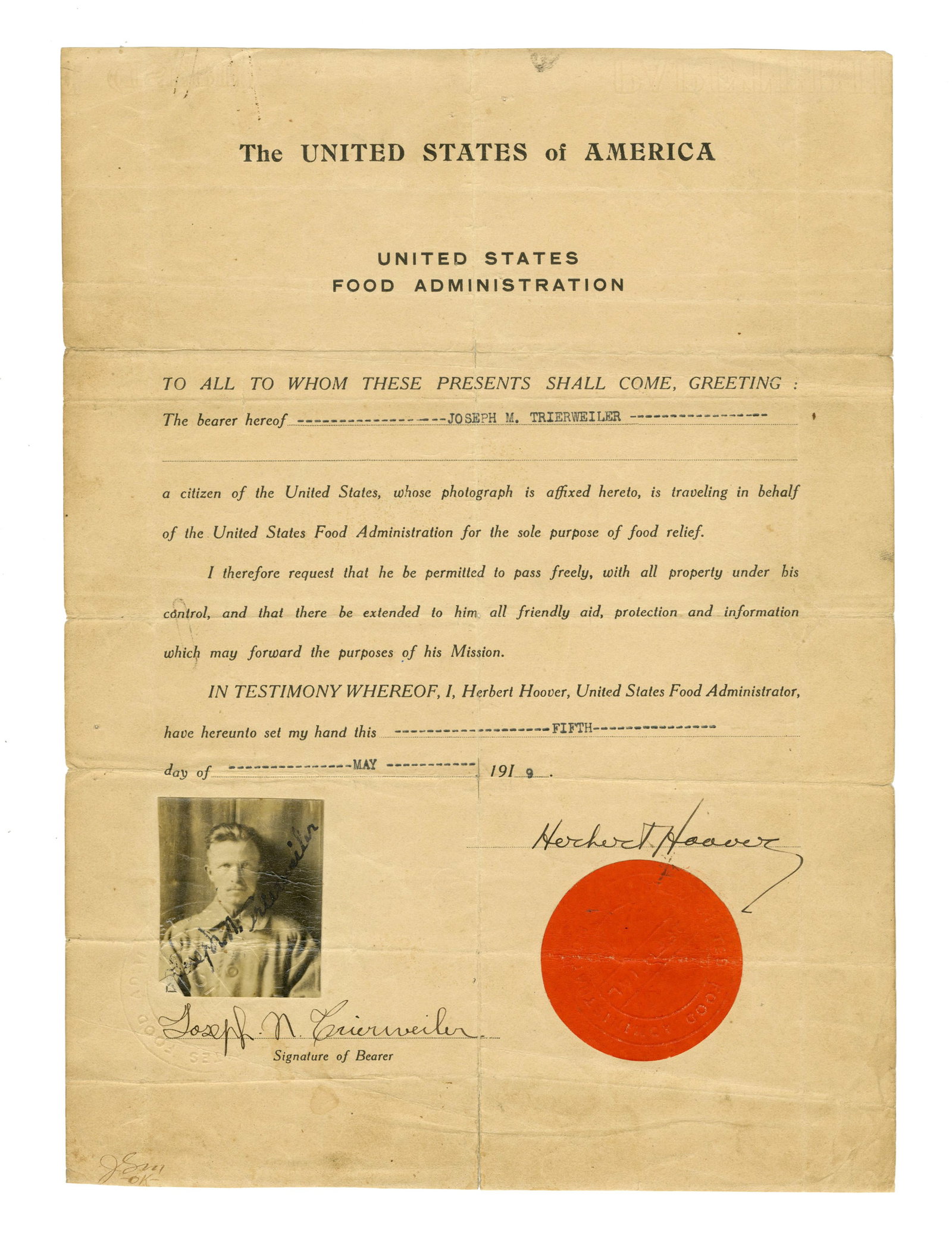Herbert Hoover DS Granting Travel For USFA Food Relief: Herbert Hoover [Paris, France], May 5, 1919 Herbert Hoover DS Granting Travel For USFA Food Relief DS A partially printed citizenship paper signed "Hebert Hoover" as United States Food Administrator.