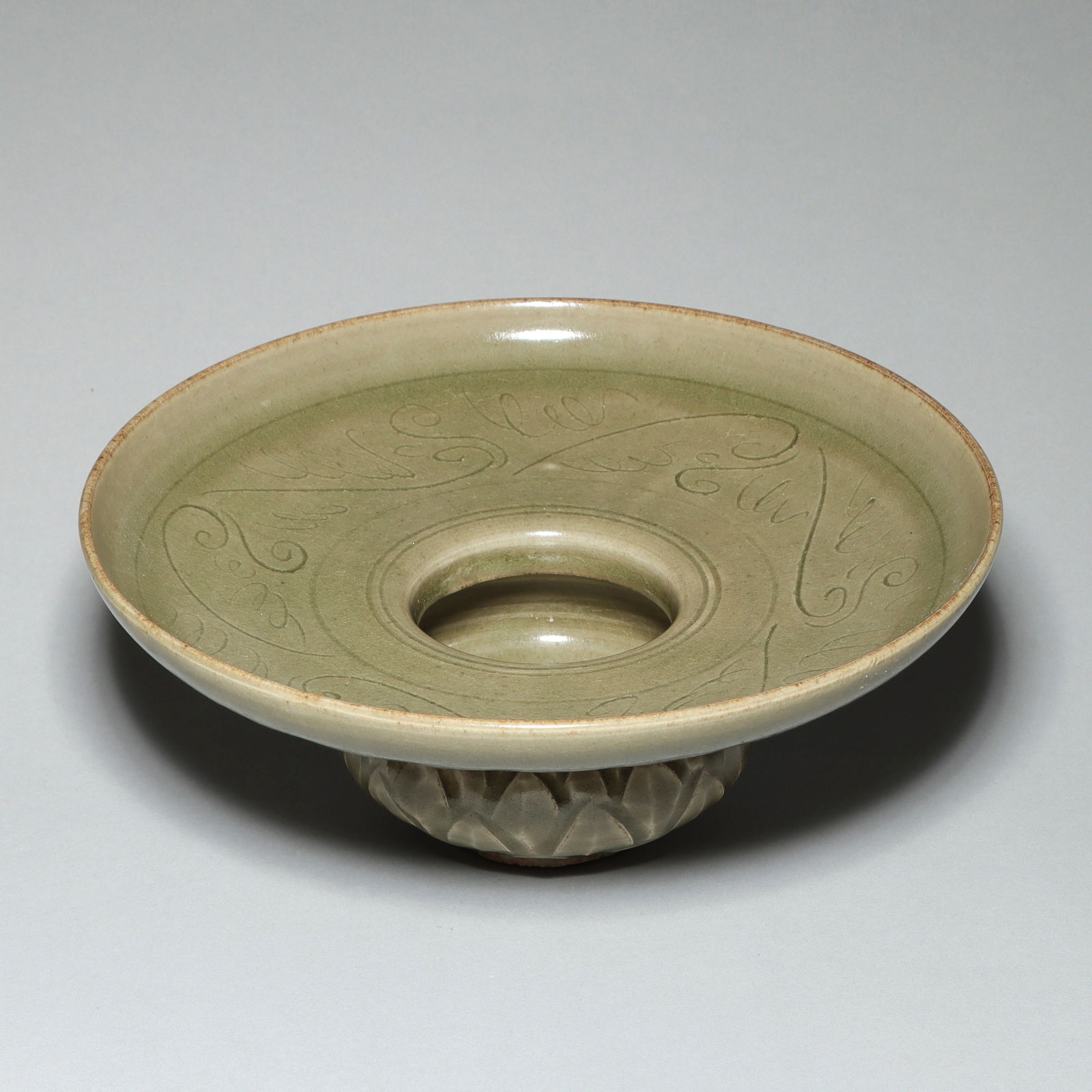 Yaozhou kiln slag hopper in Song Dynasty (1 of 7)