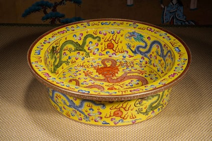 A large yellow-ground famille-rose dragon  washer