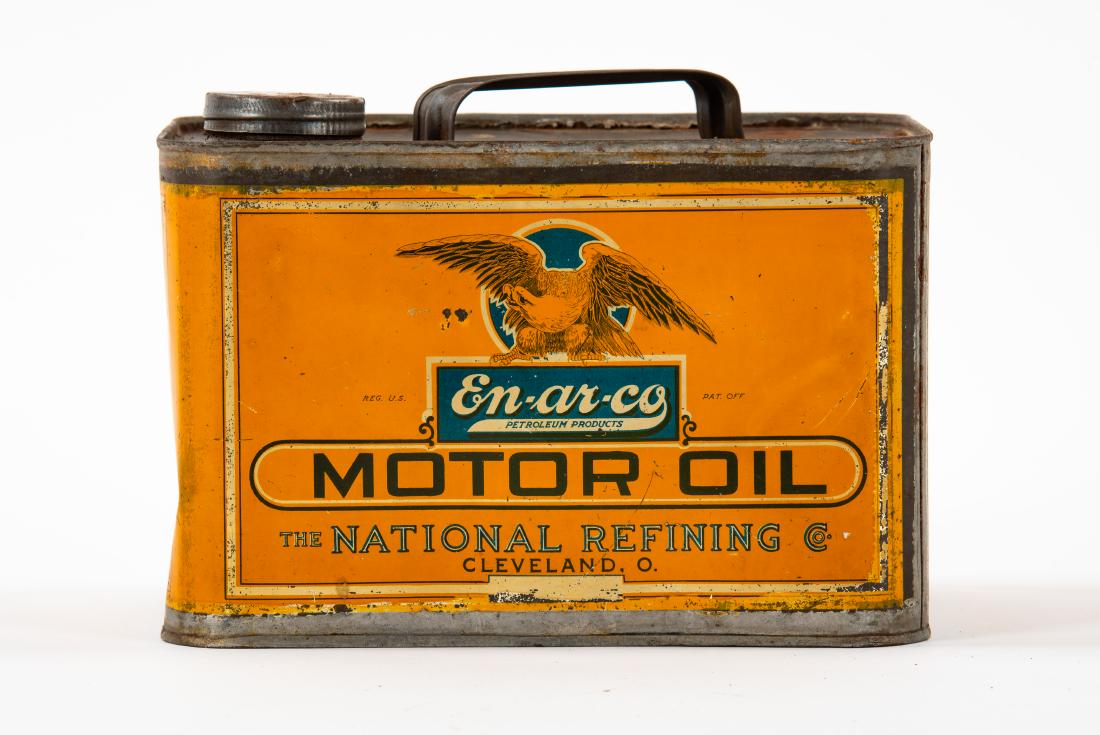 En-Ar-Co Motor Oil w/Eagle logo metal one gallon: Has good color, has light wear and scratches (TAC) Size gallon Rating 8