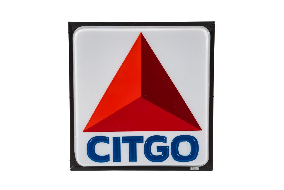 Citgo w/logo lighted sign (1 of 3)
