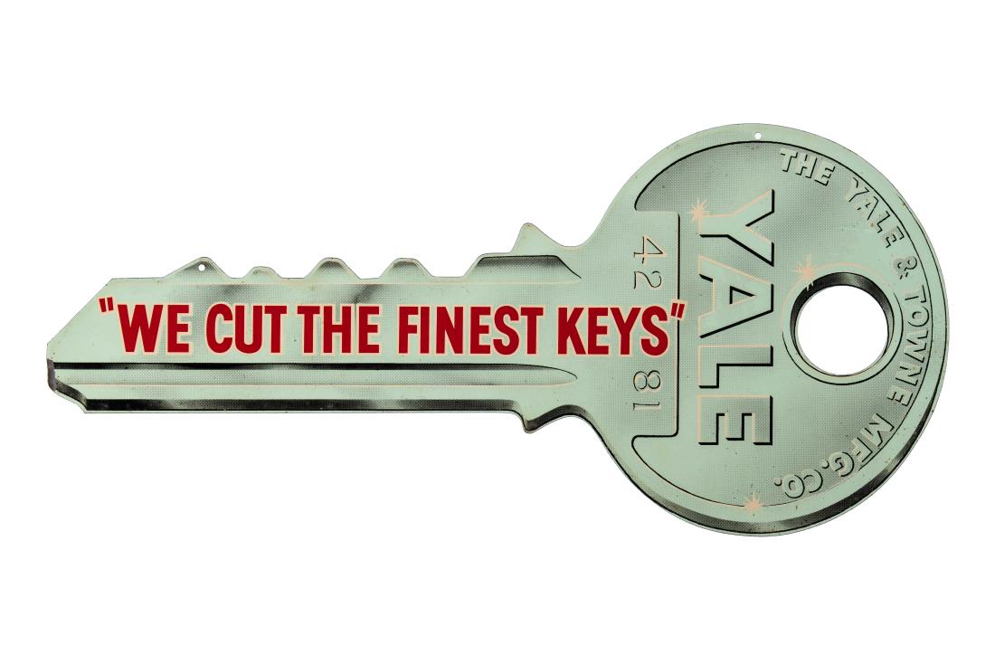Yale & Towne Keys Tin Sign  (1 of 4)