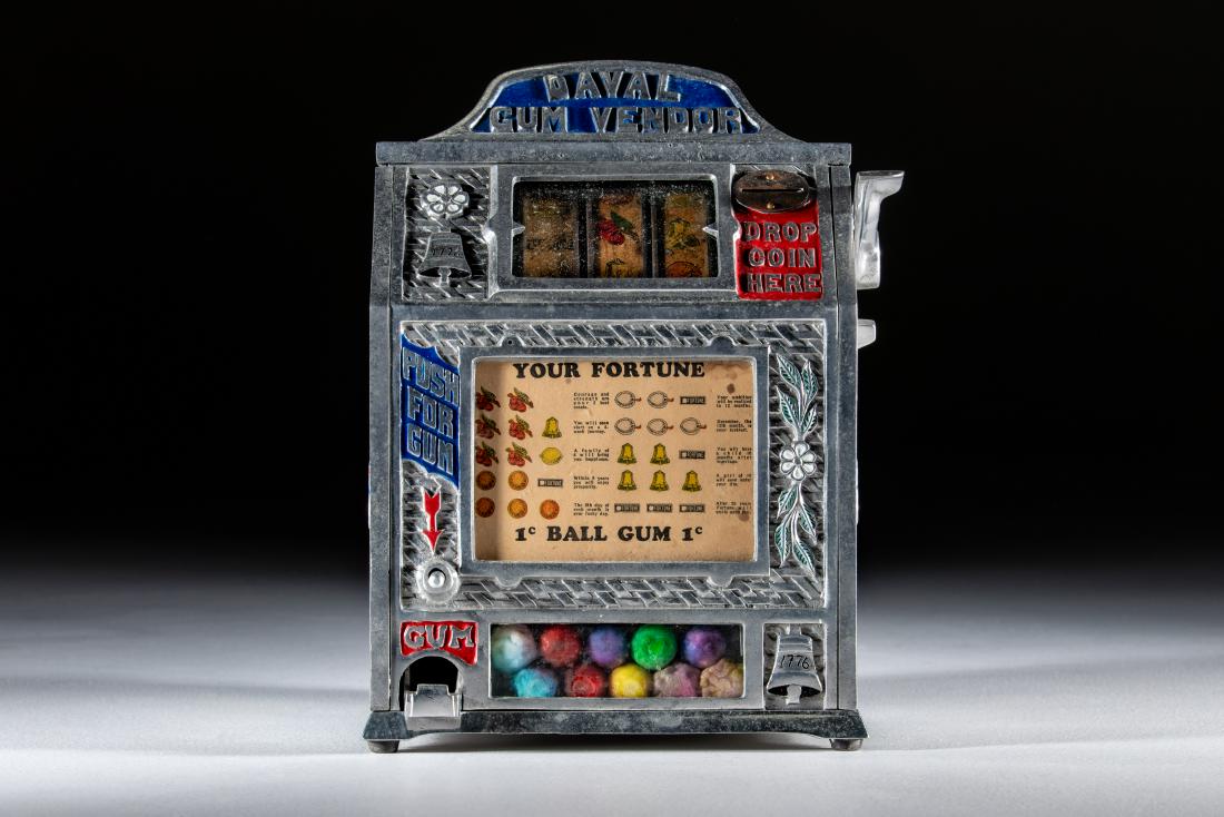 1 Cent Daval Gum Vender Trade Stimulator  (1 of 4)