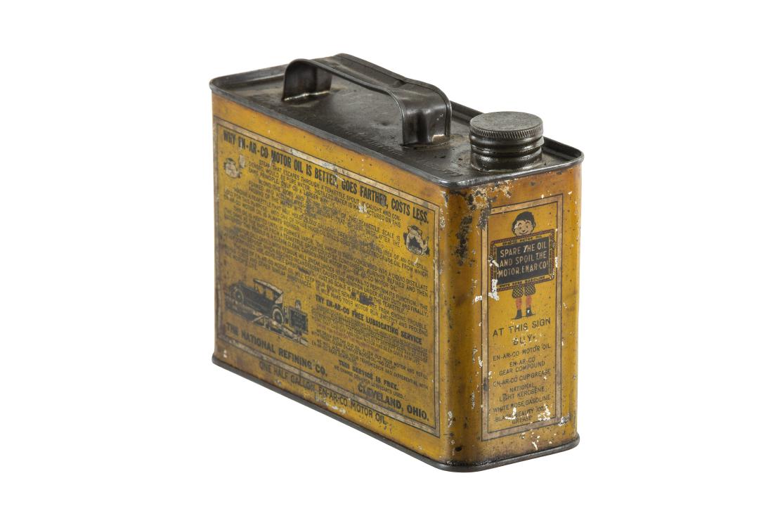 En-Ar-Co White Rose Half Gallon Motor Oil Can: It has average color. It shows discoloration, wear, and minor paint loss throughout. It displays well and is a can that is not often seen. Measures: 6.25"x8" Rating: 7.25 Est: $200-$400