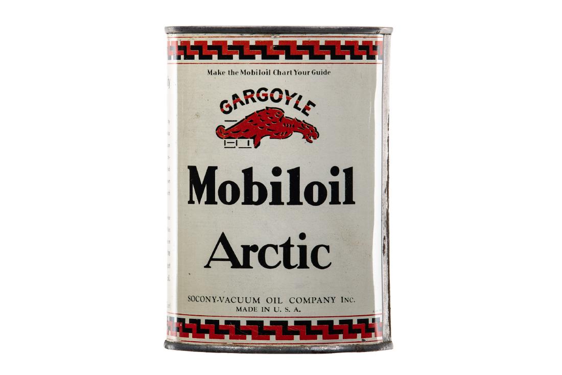 Mobiloil Artic Motor Oil Quart Can: Empty quart can. Good gloss and color. Shows areas wear and discoloration. Tough can to find in this condition. Measures: 5.5"X4" Rating: 8.5 Est: $150-$300