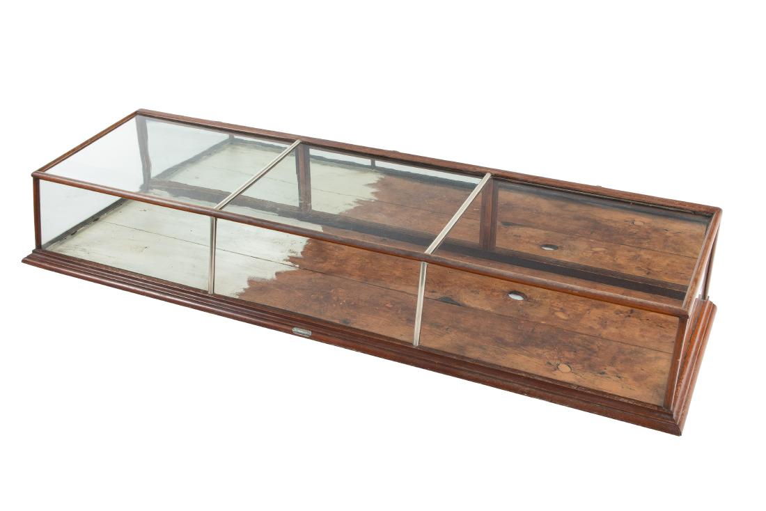 Excelsior Slant Front Display Case Quincy, IL (1 of 4)