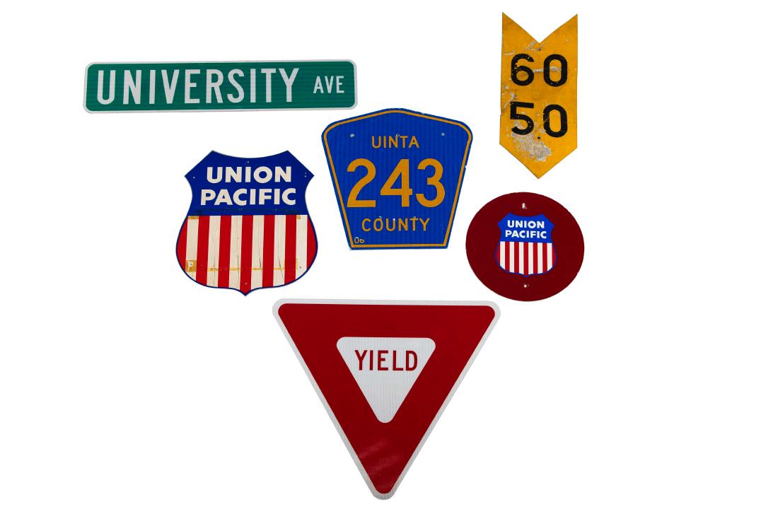 Lot Of 6 Road & Railroad Signs (1 of 3)