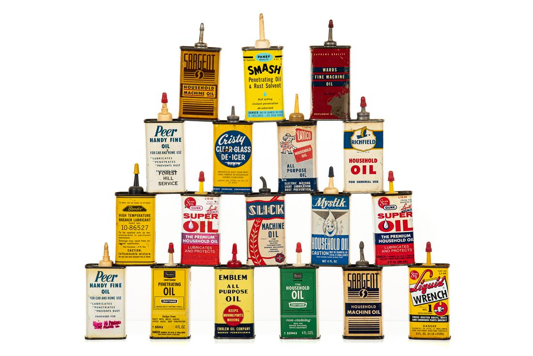 Lot Of 18 Various Handy Oiler Cans (1 of 1)