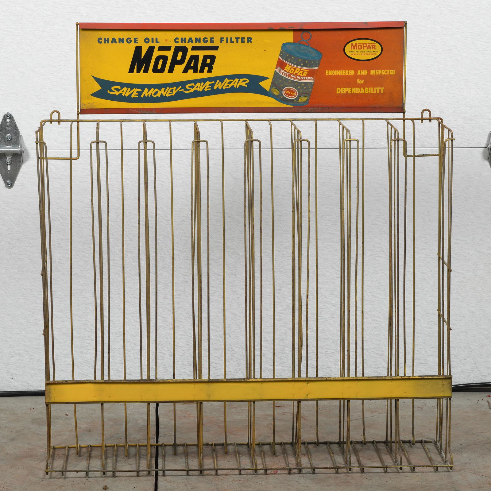Mopar Oil Filter Display Rack (1 of 1)