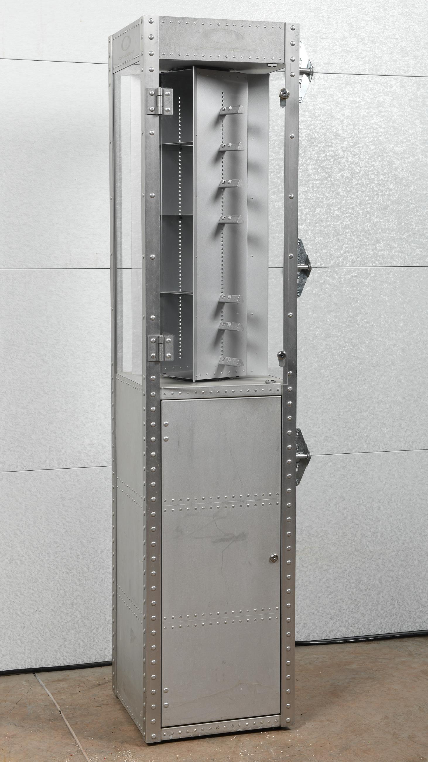 Oakley Display Case (1 of 2)