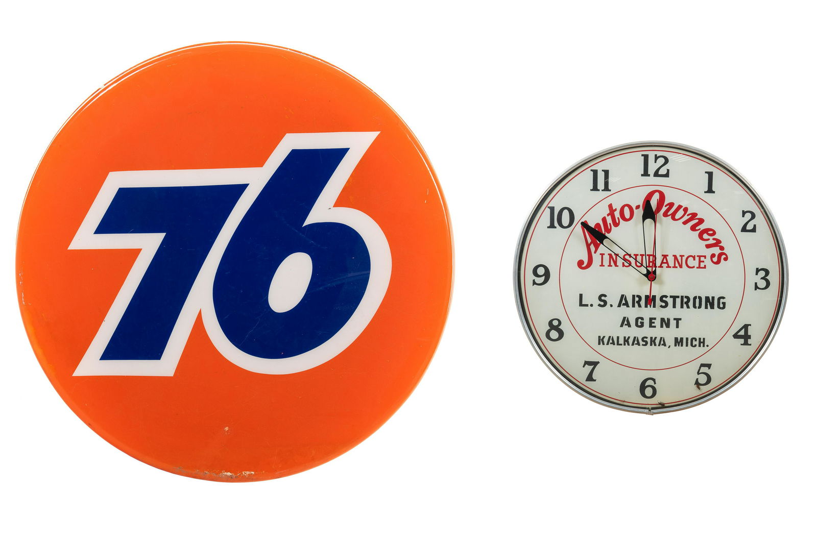Union 76 Lighted Sign & Auto Owners Clock (1 of 3)