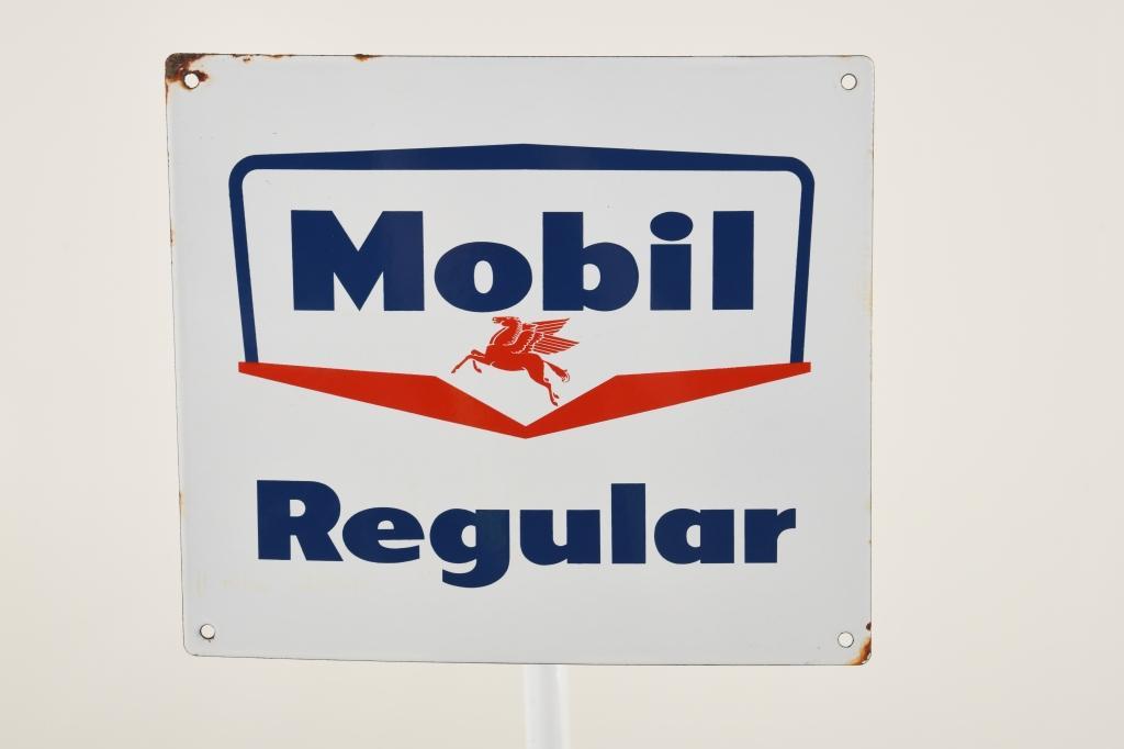 Mobil Regular Gas Pump Plate (1 of 2)