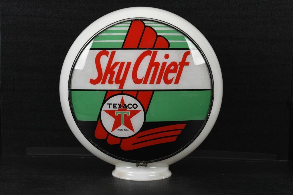 Texaco Sky Chief Gas Pump Globe: 2 13.5" Gill lenses in on a glass Gill body. The lenses have good color and show light wear, slight discoloration, and minor scratching. The body is in good condition with a chip in the base. It displ