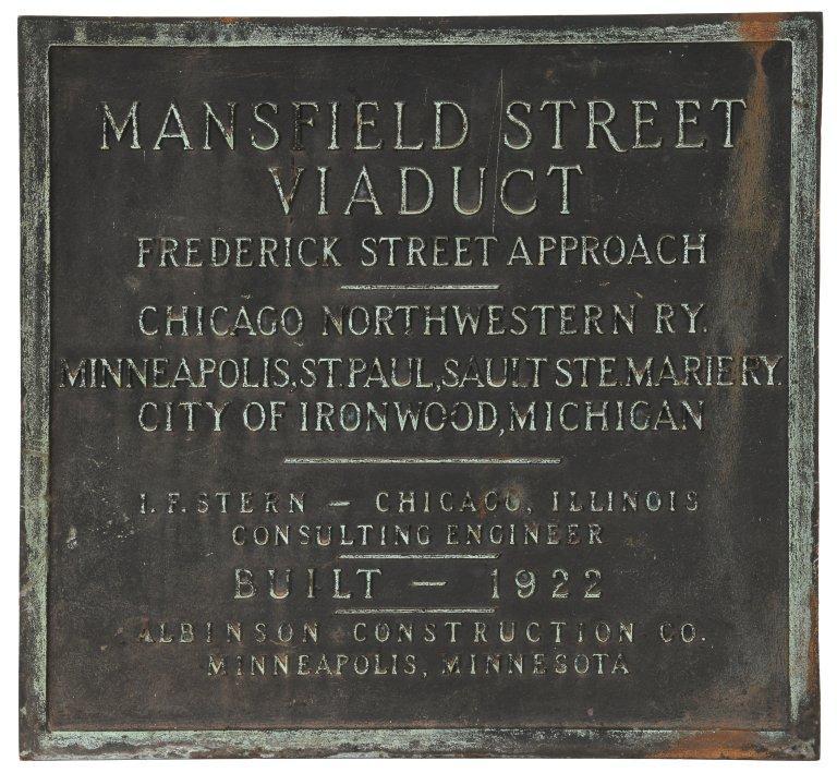 Mansfield Street Viaduct Cast Sign (1 of 2)