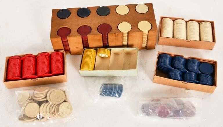 FLAT ASSORTED VINTAGE POKER CHIP SETS (1 of 1)