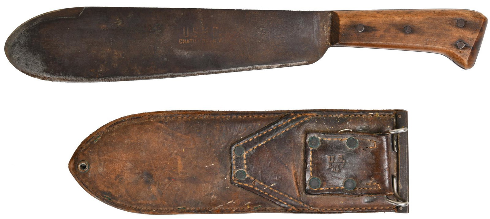 WW2 U.S.M.C Bolo Knife: Marine Corp. bolo knife in leather Boyt sheath. Sheath is dated 1942. All original condition with obvious wear. Great piece that displays well. 17"X3.5" Fair Condition.