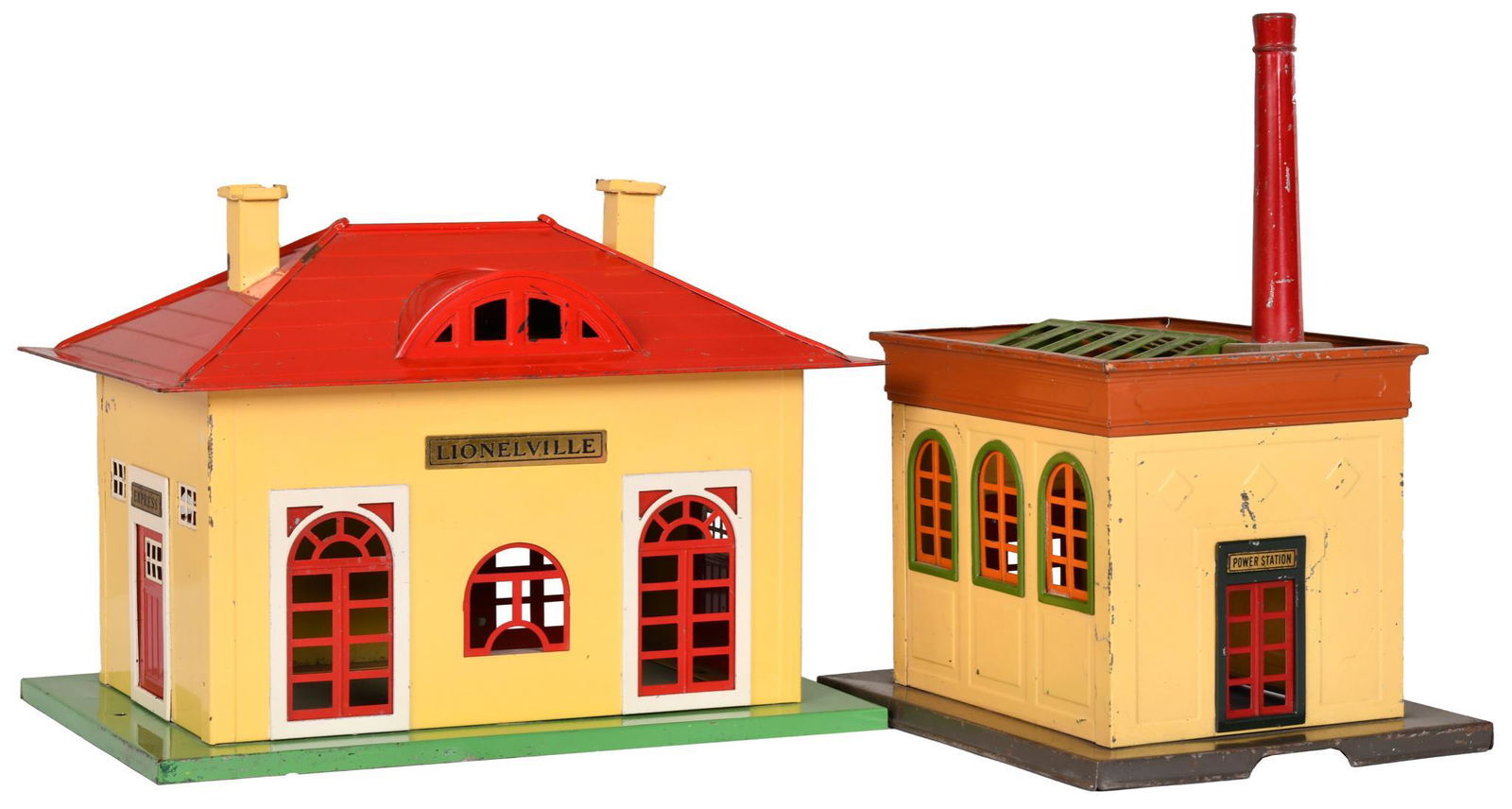 Lionel 136 Station & 435 Power Station (1 of 2)