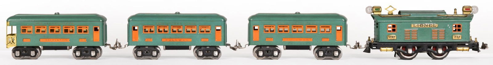 Lionel O Gauge Electric Locomotive Model 253 (type IX) (1 of 3)