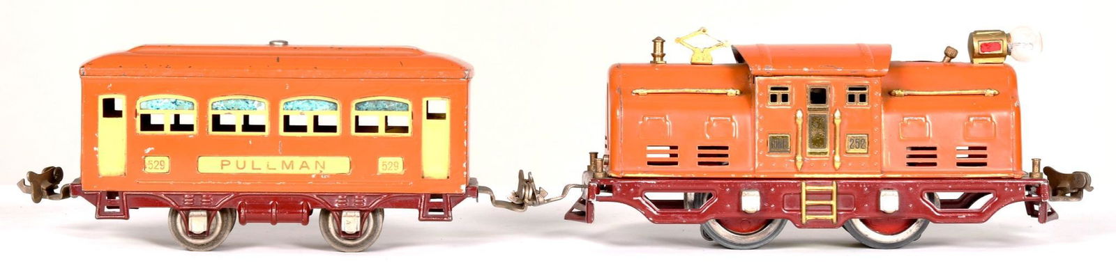 Lionel O Gauge Electric Locomotive Model 252 (type V) (1 of 3)