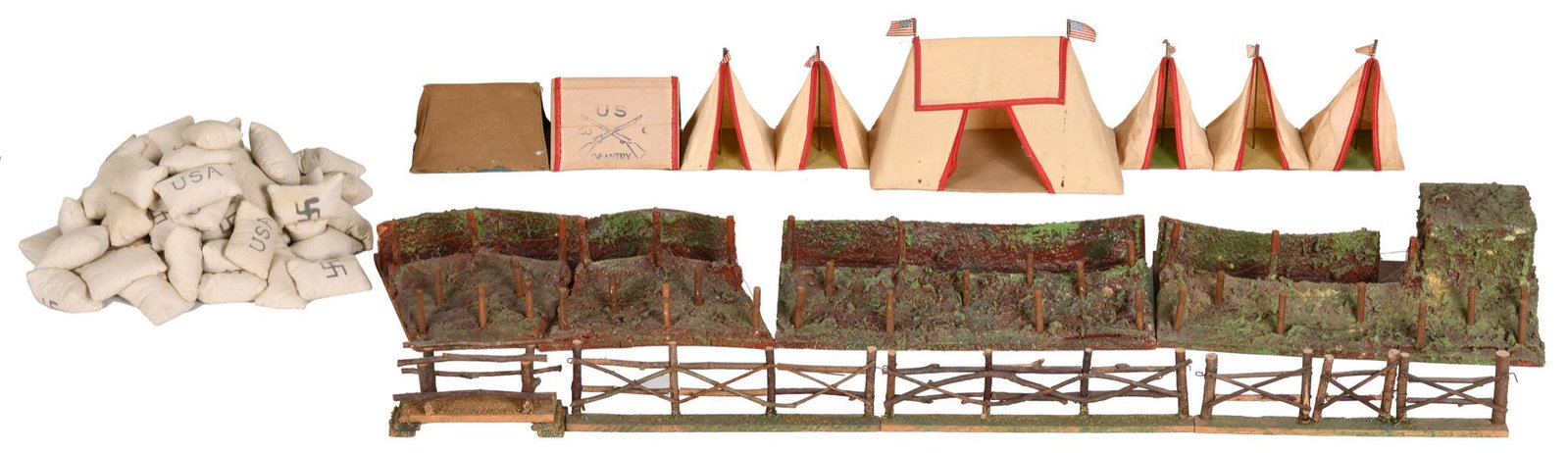 WWI Battle Display Trench Warfare: In good condition, various conditions, show some wear, has a total of 4-main pieces, 7 cloth tents
