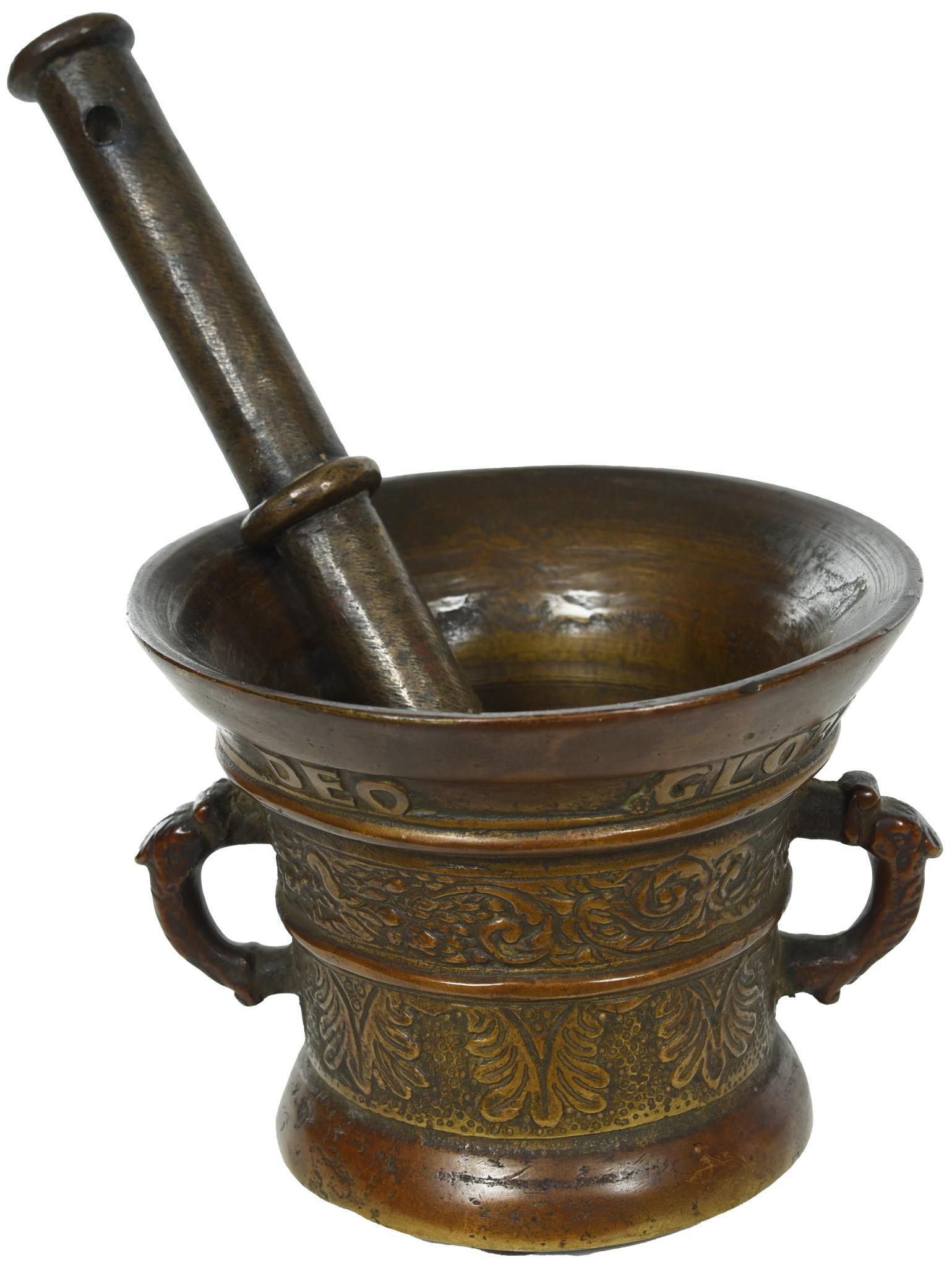 Early Brass Mortar & Pestle " DEO GLORIA" "A1740" (1 of 2)
