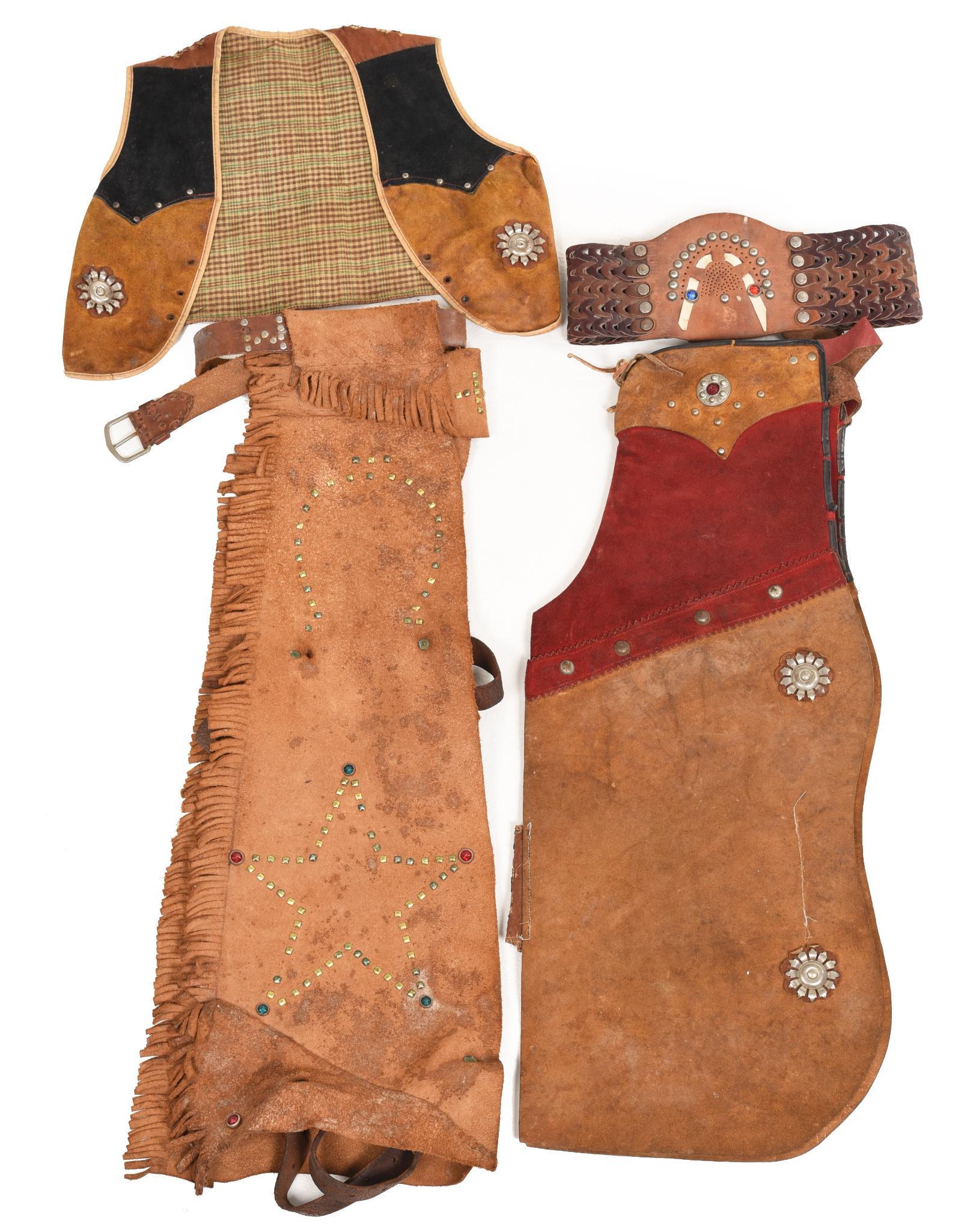 Lot Of 4 Miscellaneous Kids Outfits (1 of 1)