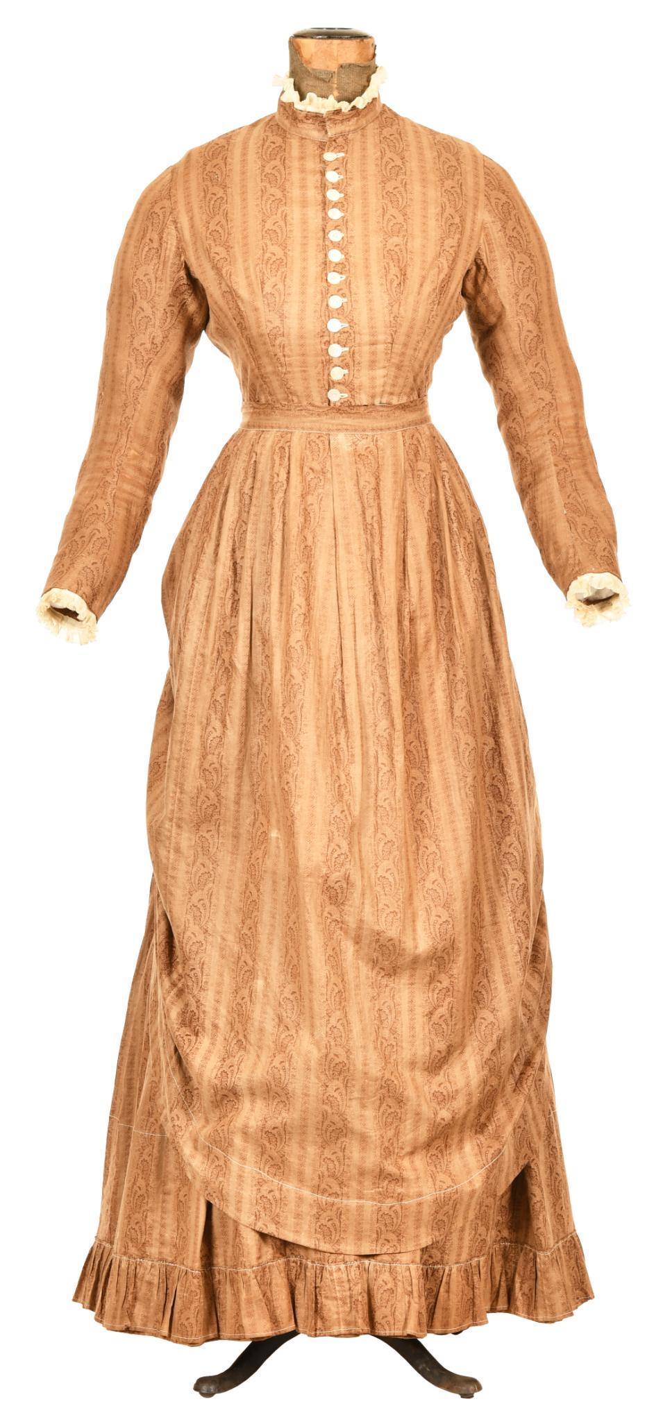 Victorian Style Dress On Stand (1 of 2)
