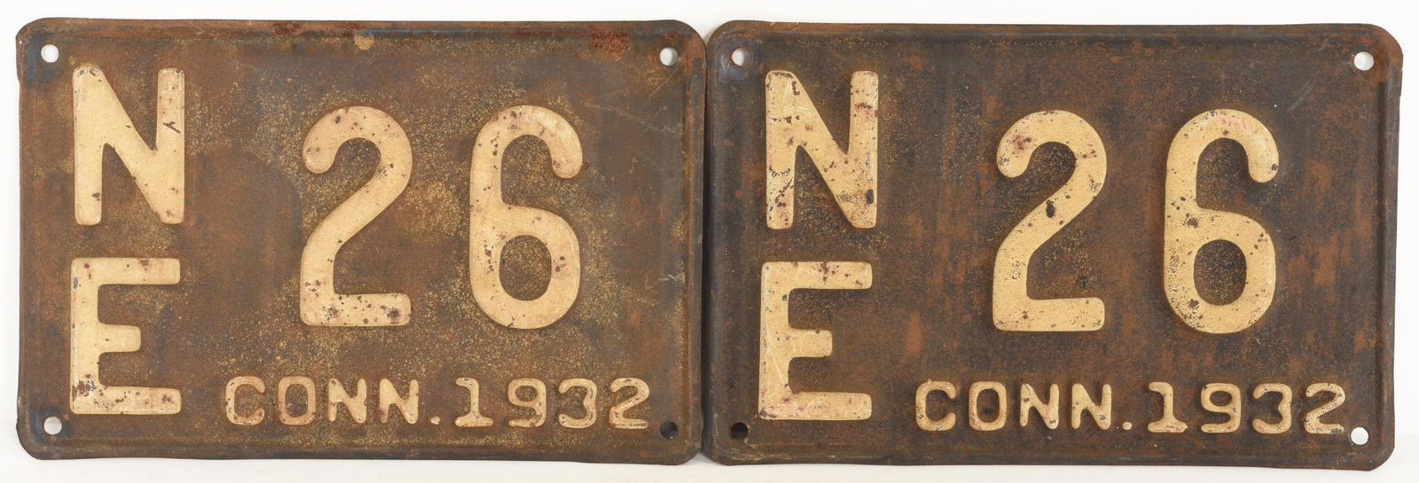 1932 Connecticut License Plates (1 of 2)