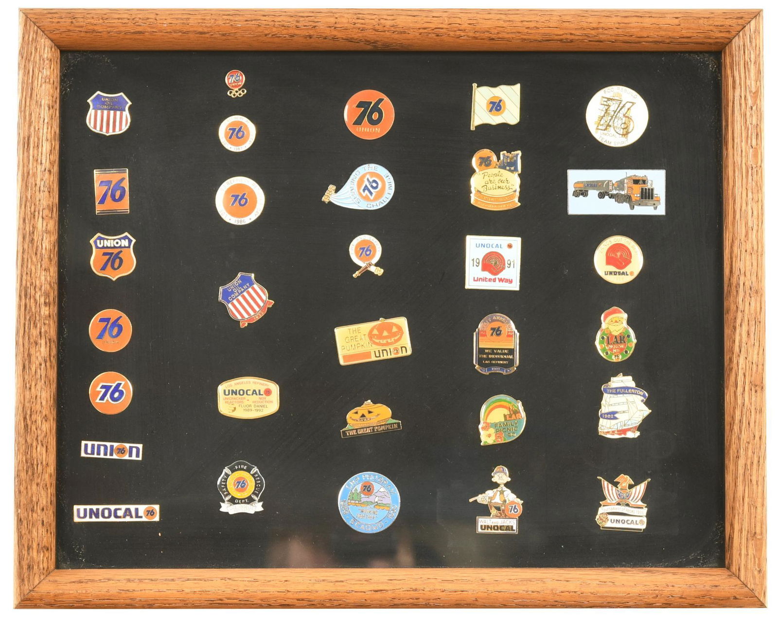 Contemporary Union 76 Metal Pins (1 of 2)