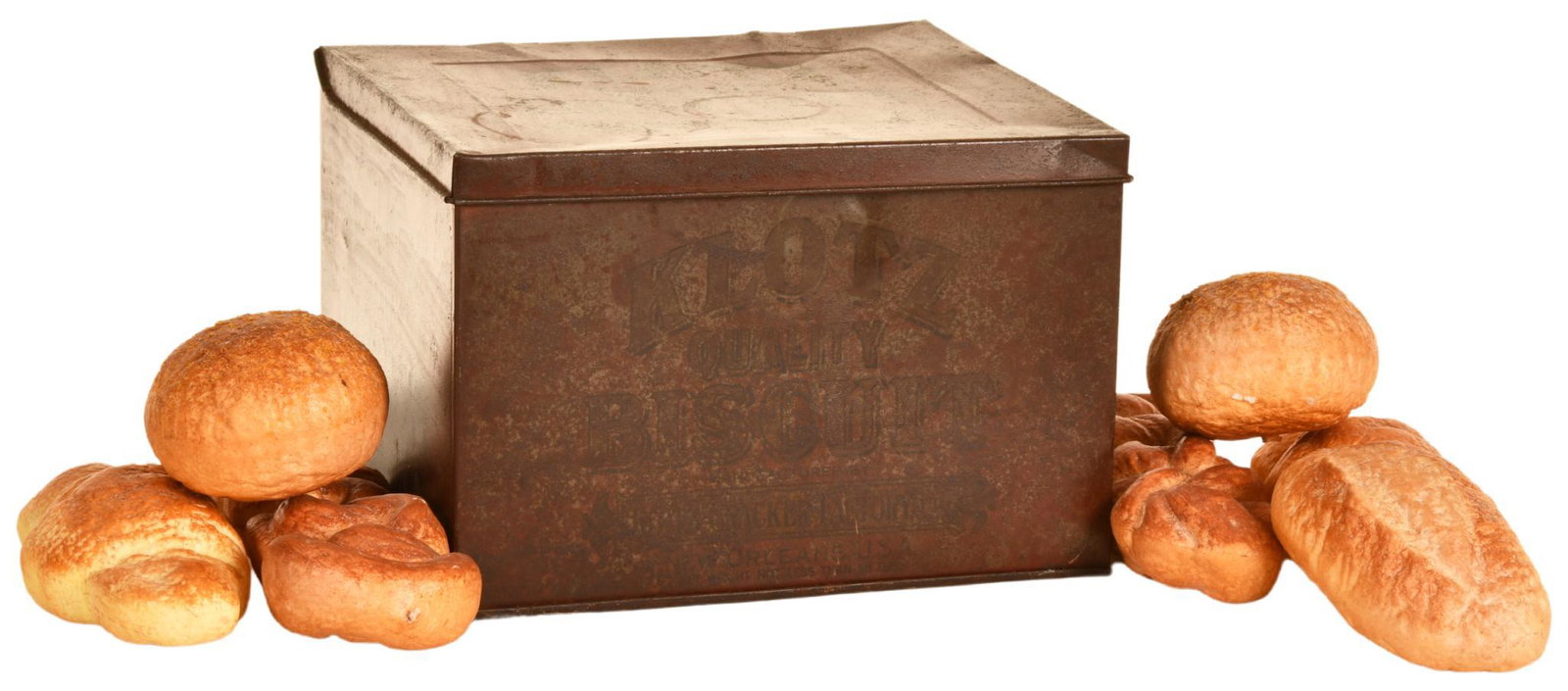 Klotz Quality Biscuit Metal Tin: The metal tin has wear and fine scratches, 7"x10"x8", rated 6.75