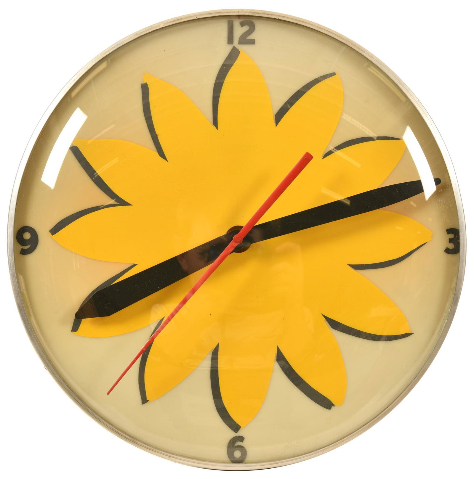 Lighted Borden's Clock: Missing the Elsie logo, plastic face, lights up but does not keep time, shows some wear and paint loss throughout, 14.75", rated 8.25