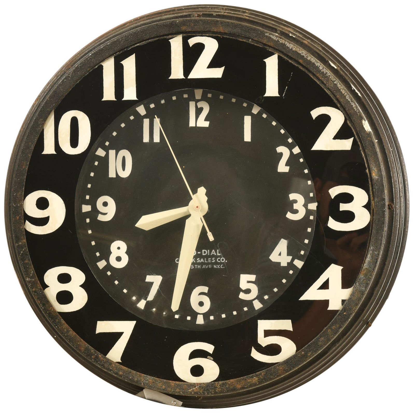 Glo-Dial Neon Clock: Does not light up or work, older repaint, shows wear and paint loss throughout, has original tag, 22", rated 7.5