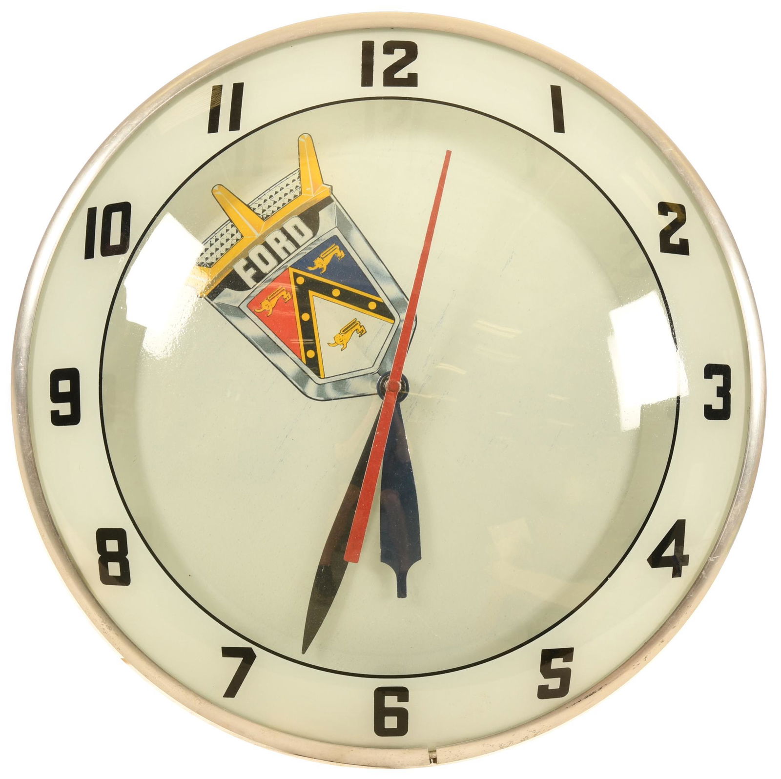 Ford Double Bubble Lighted Clock: Inner glass face has a chip at the center hole, nice original case that shows some wear, does not light up, appears to keep time, 15", rated 8.5 collectively