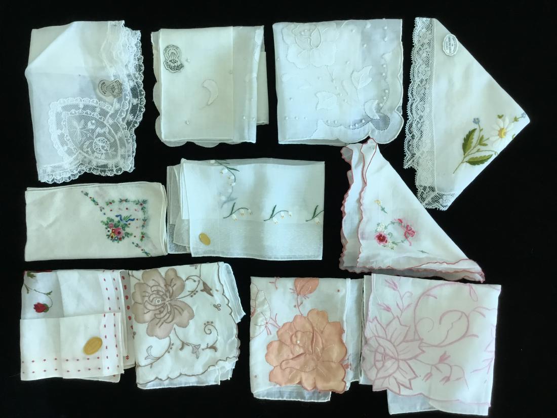 VINTAGE HANDKERCHIEFS LOT (1 of 8)