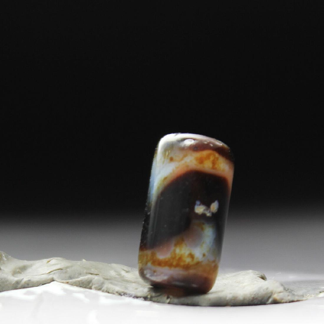 TIBETAN DZI AGATE BEAD (1 of 3)