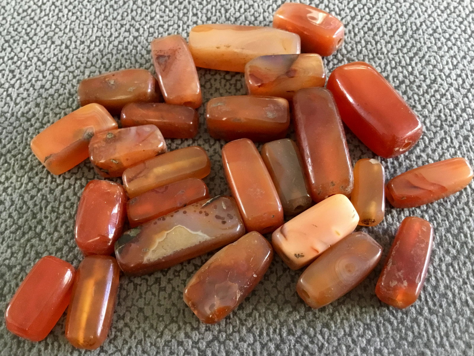 OLD AFRICAN TRADE CARNELIAN AGATE BEADS: LOT OF IRREGULAR CARNELIAN BEADS