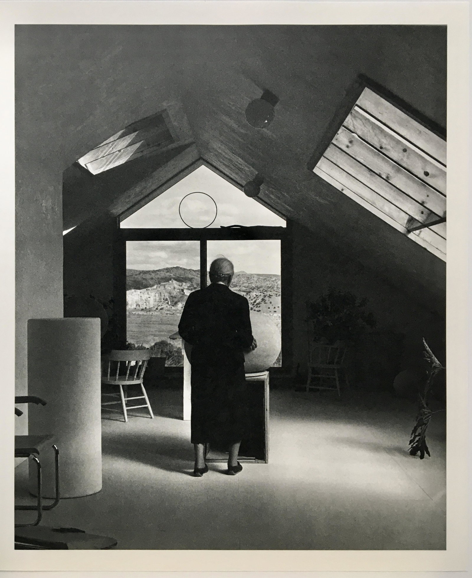 GEORGIA O KEEFFE ARTIST IN HER STUDIO PRINT (1 of 2)